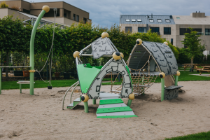 Image de l'aire de jeux situé à Belair, aménagée en 2024 par la Ville