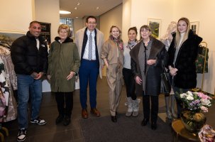 Image de groupe pris lors de l'inauguration du Pop-Up Store