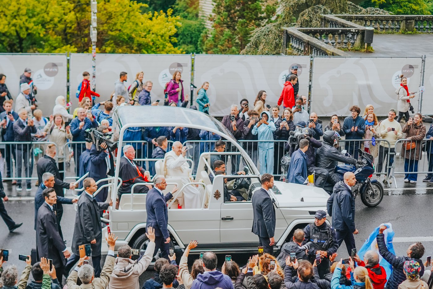 Visite officielle de Sa Sainteté le Pape François