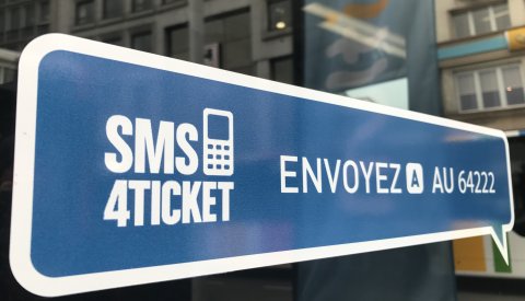 autocollant service de ticket de bus par SMS