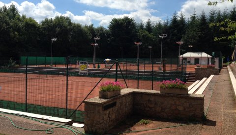 terrains de tennis en terre battue au Baumbusch