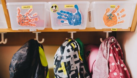 garderobe dans une crèche