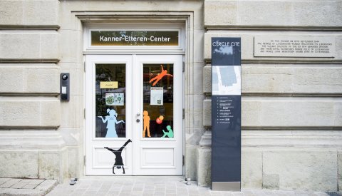 entrée du bureau d'accueil Kanner-Elteren-Center