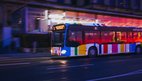 Bus pendant la nuit